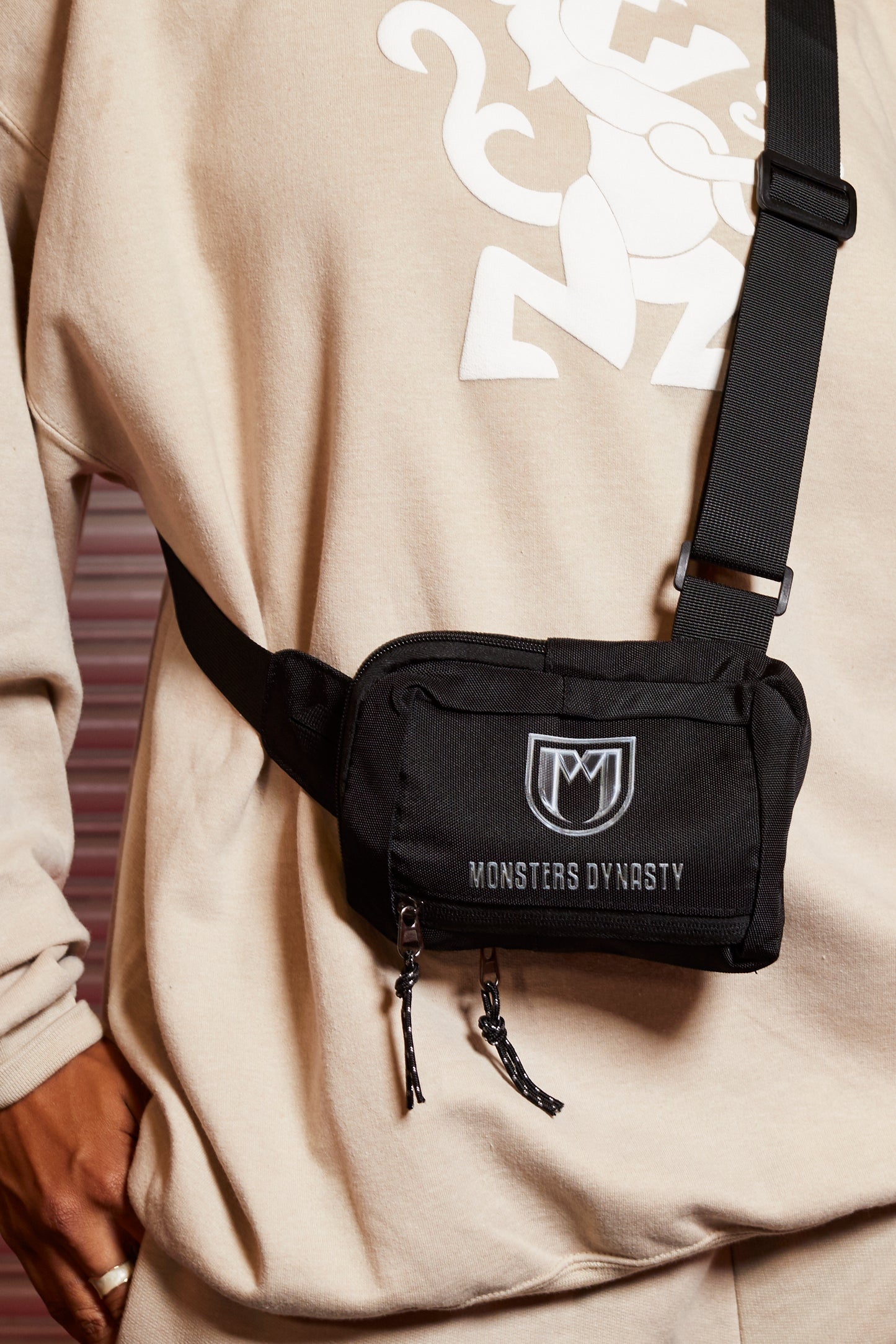 DYNASTY Crossbody Bag