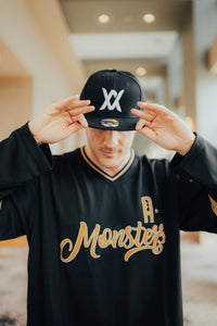 20th Anniversary Black Flat-billed Snapback